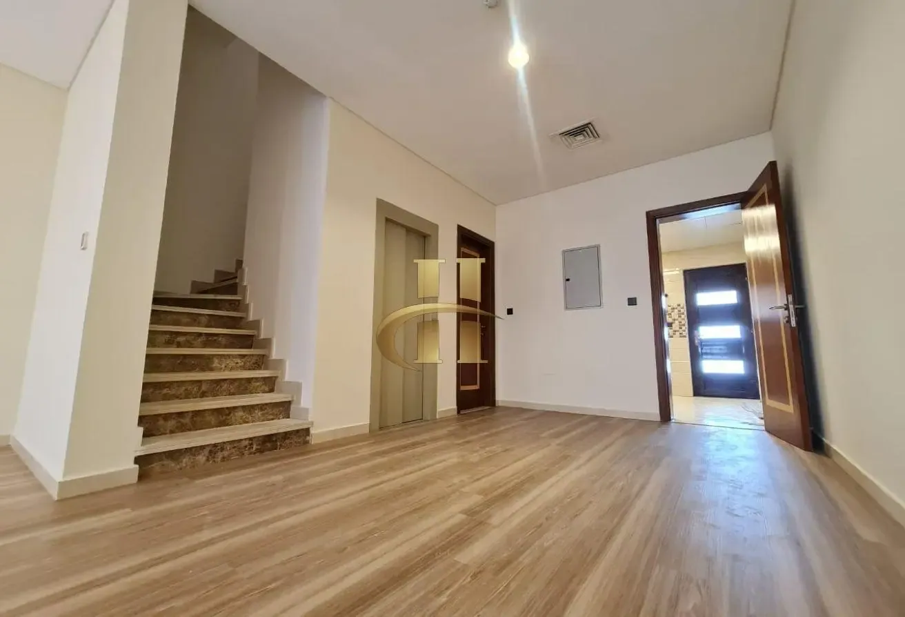 4 BR + Maid | Prime Location | Spacious |