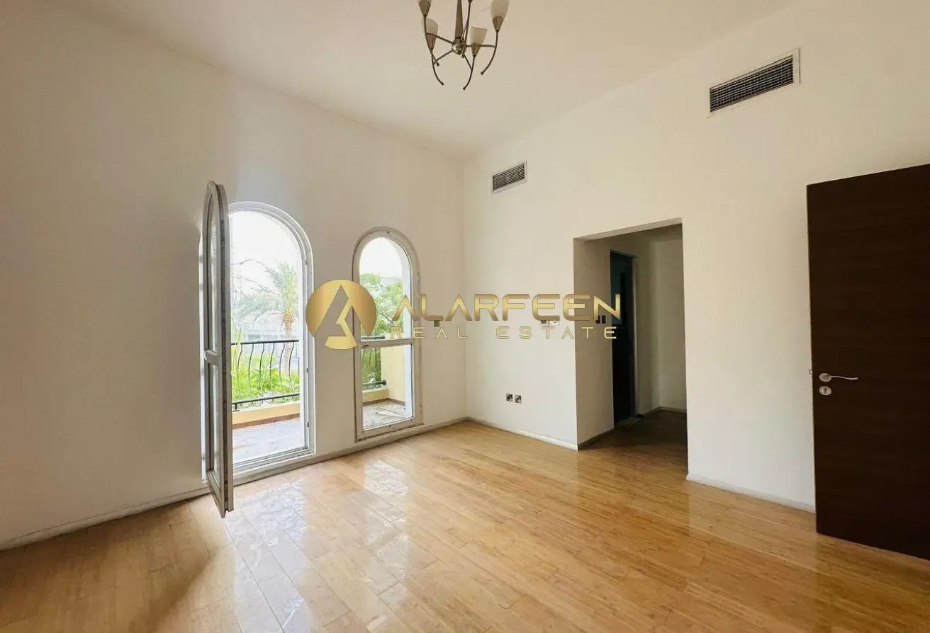 4BR+Maid | Modern Family Villa | View Now