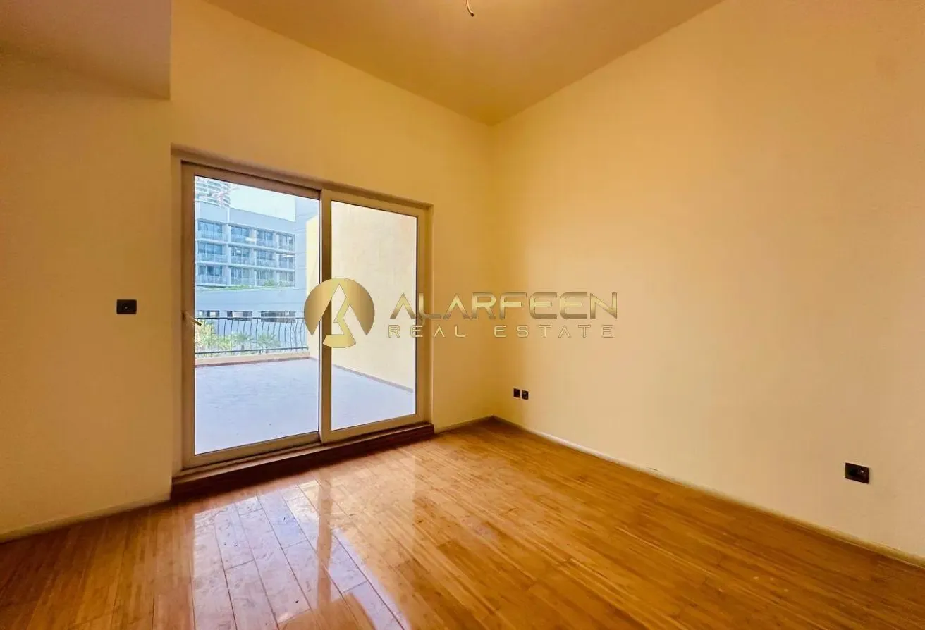 4BR+Maid | Modern Family Villa | View Now
