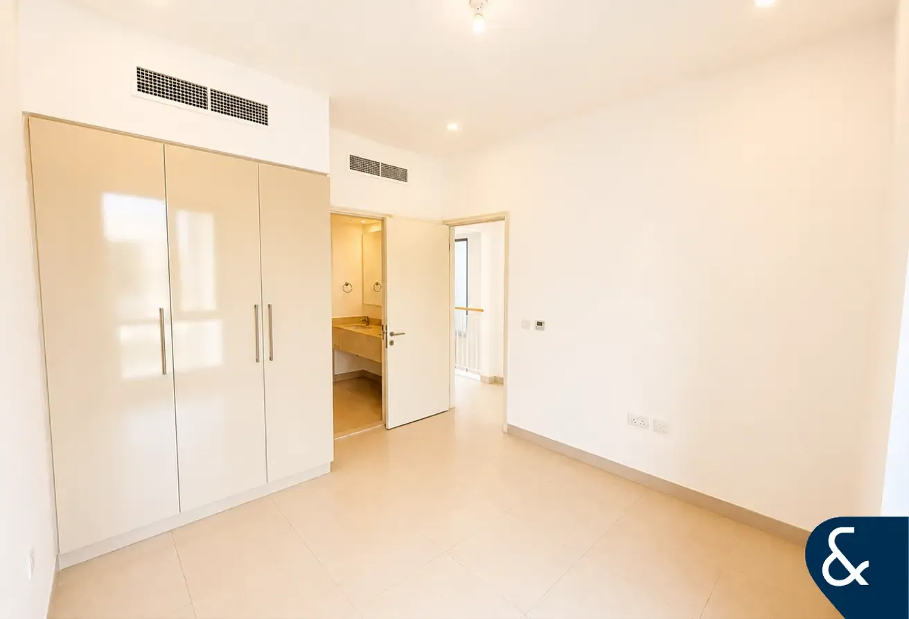 Landscaped Garden | Four beds |  Gym Access