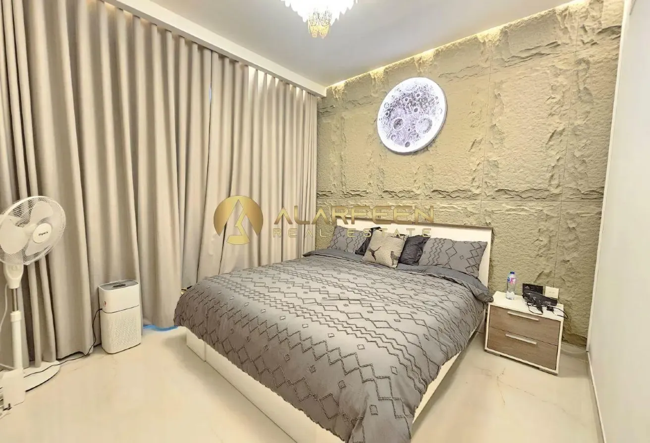Newly Renovated | Park Facing | 4Br+Maid