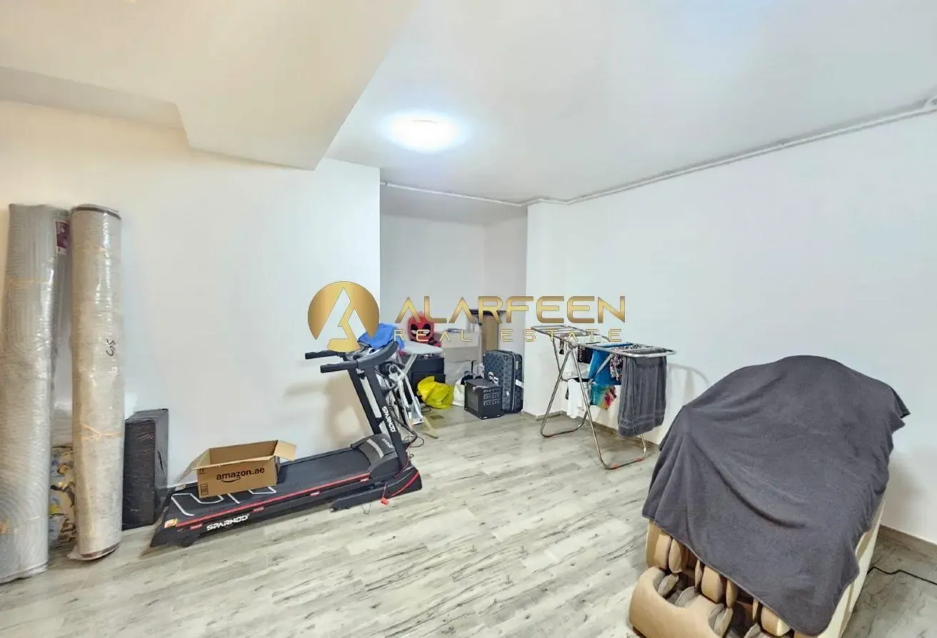 Newly Renovated | Park Facing | 4Br+Maid