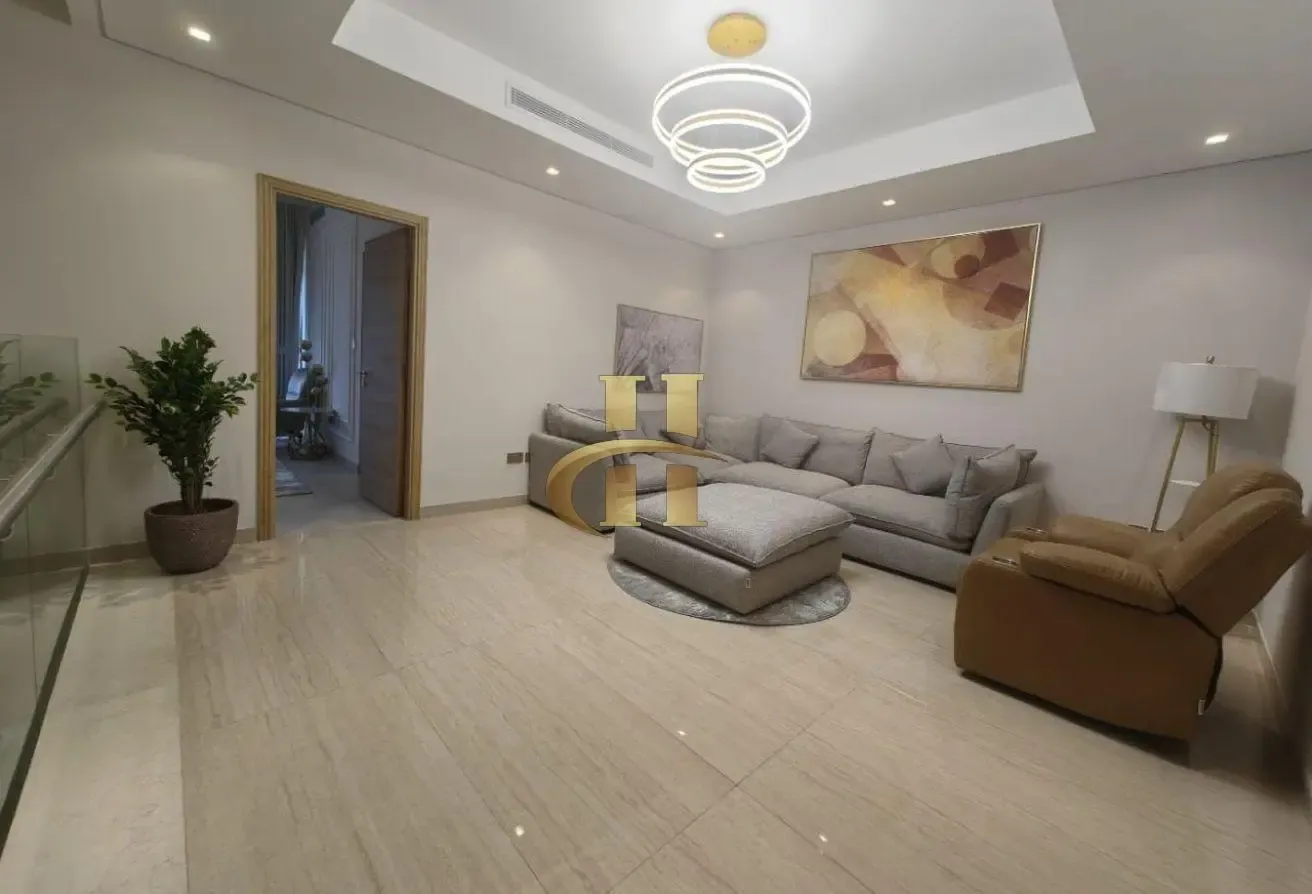Fully Furnished | Ready to Move | Large Layout
