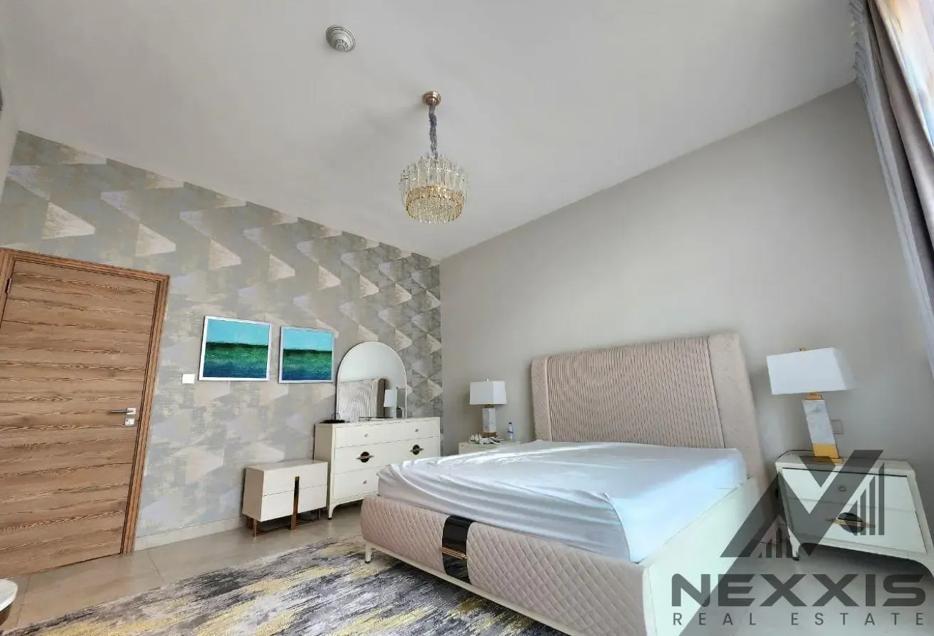 Premium | One Room on Ground | Gym & Pool