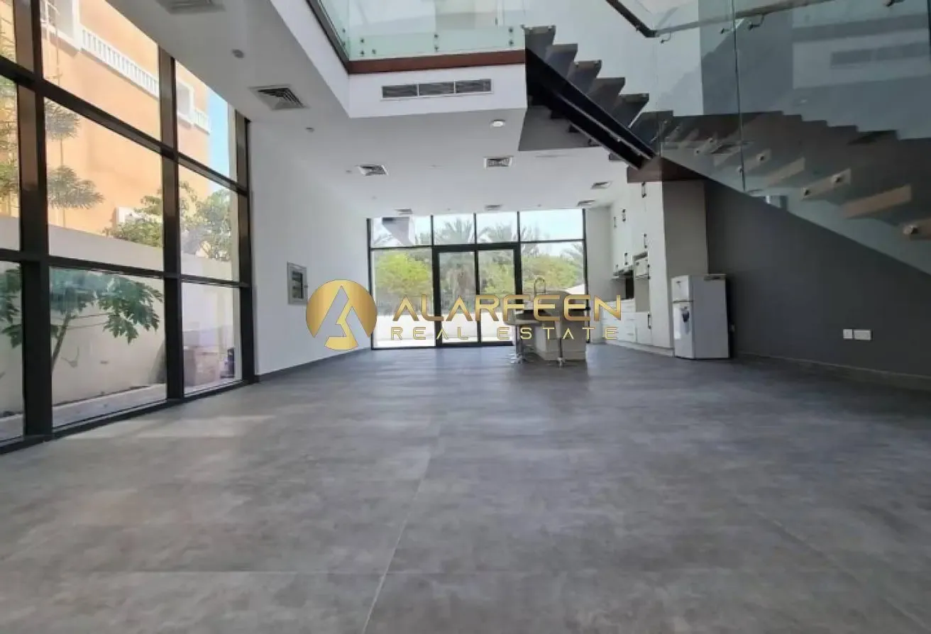 4Br+Maid | Park View | Prime Location