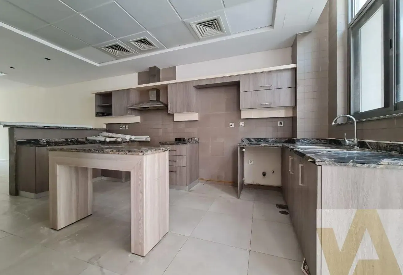 Amazing | Fully modern | 4bhk
