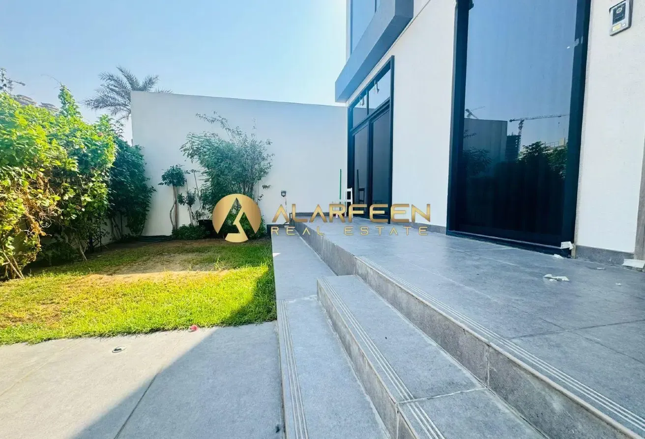 Lavish 4BR + Maid Villa | Unfurnished | Call now