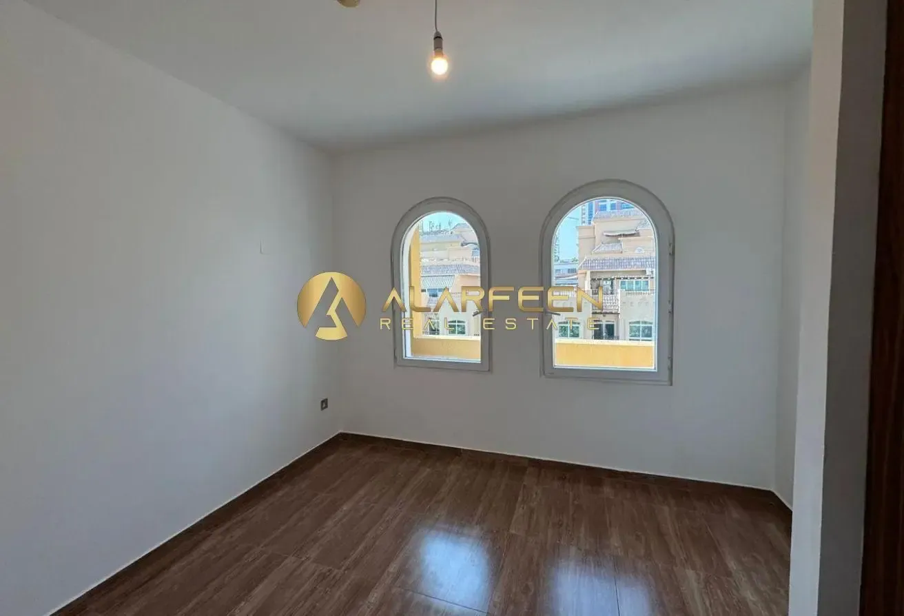 4BR + Maid's Room | Massive lay out | Near to Park