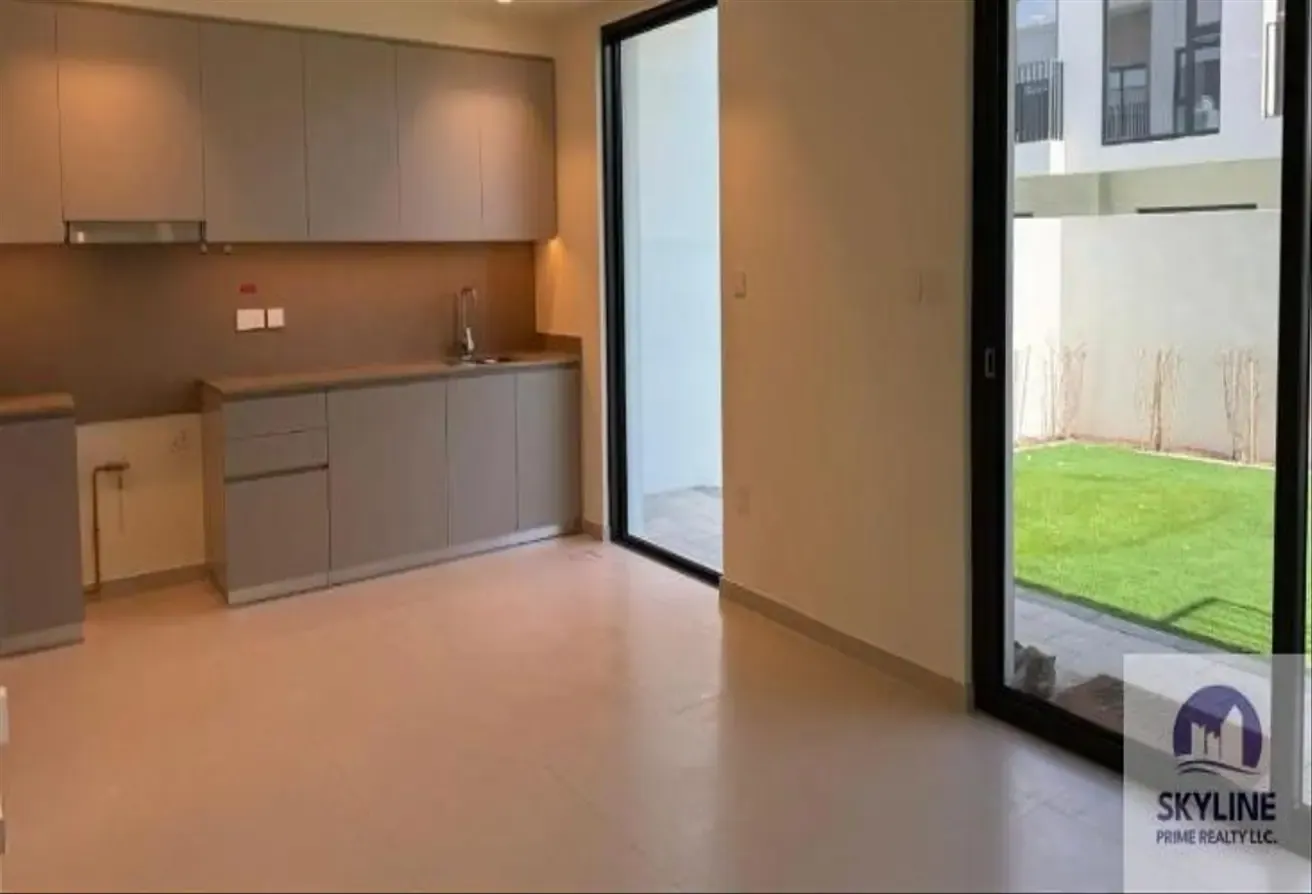Single Row | Spacious | Vacant | Family Community