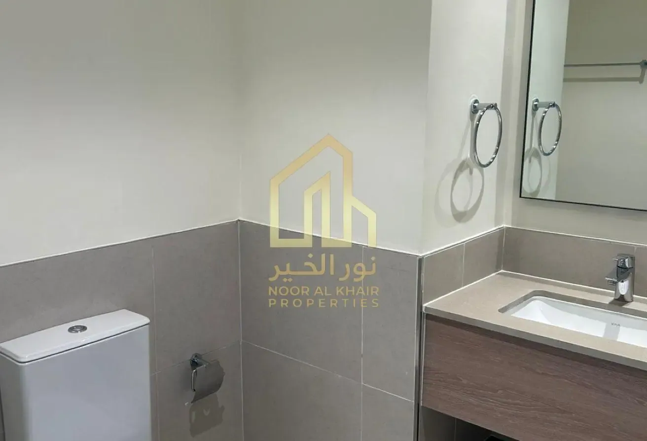 Best Layout | Ready to Move| Prime location Vacant