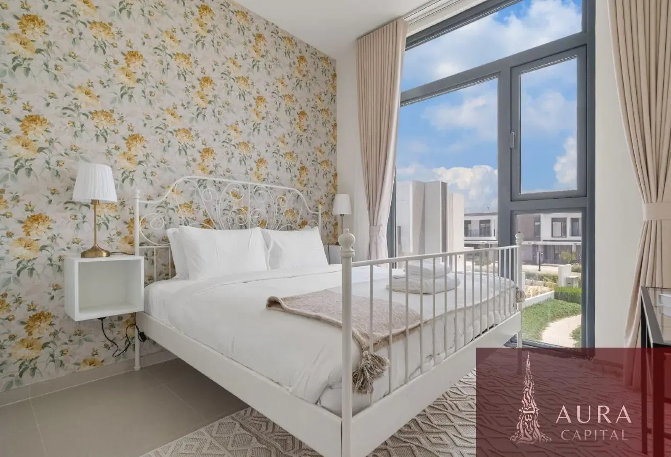 Furnished 3bed Townhouse || Near Amenities