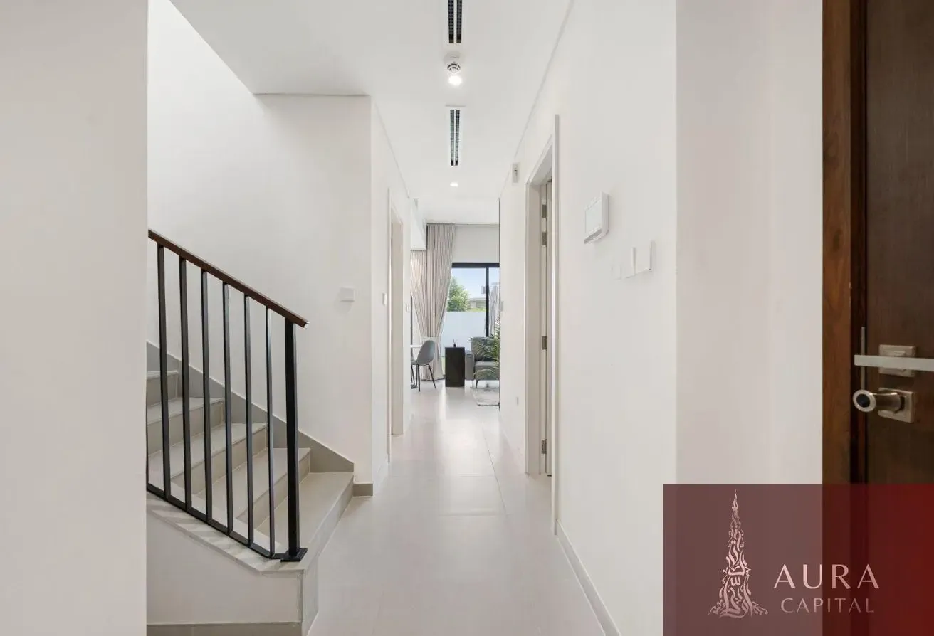 Furnished 3bed Townhouse || Near Amenities