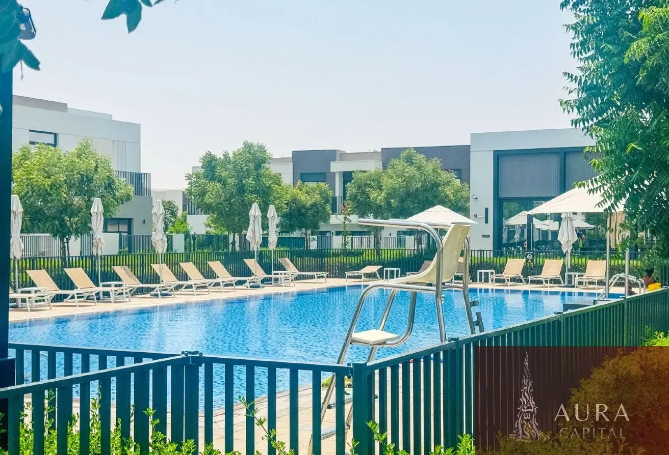 Furnished 3bed Townhouse || Near Amenities