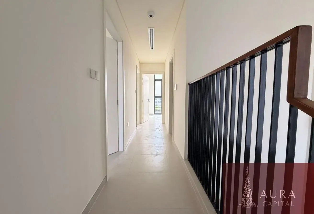 Precious 3Bed & Maid Room Villa  Near To Amenities