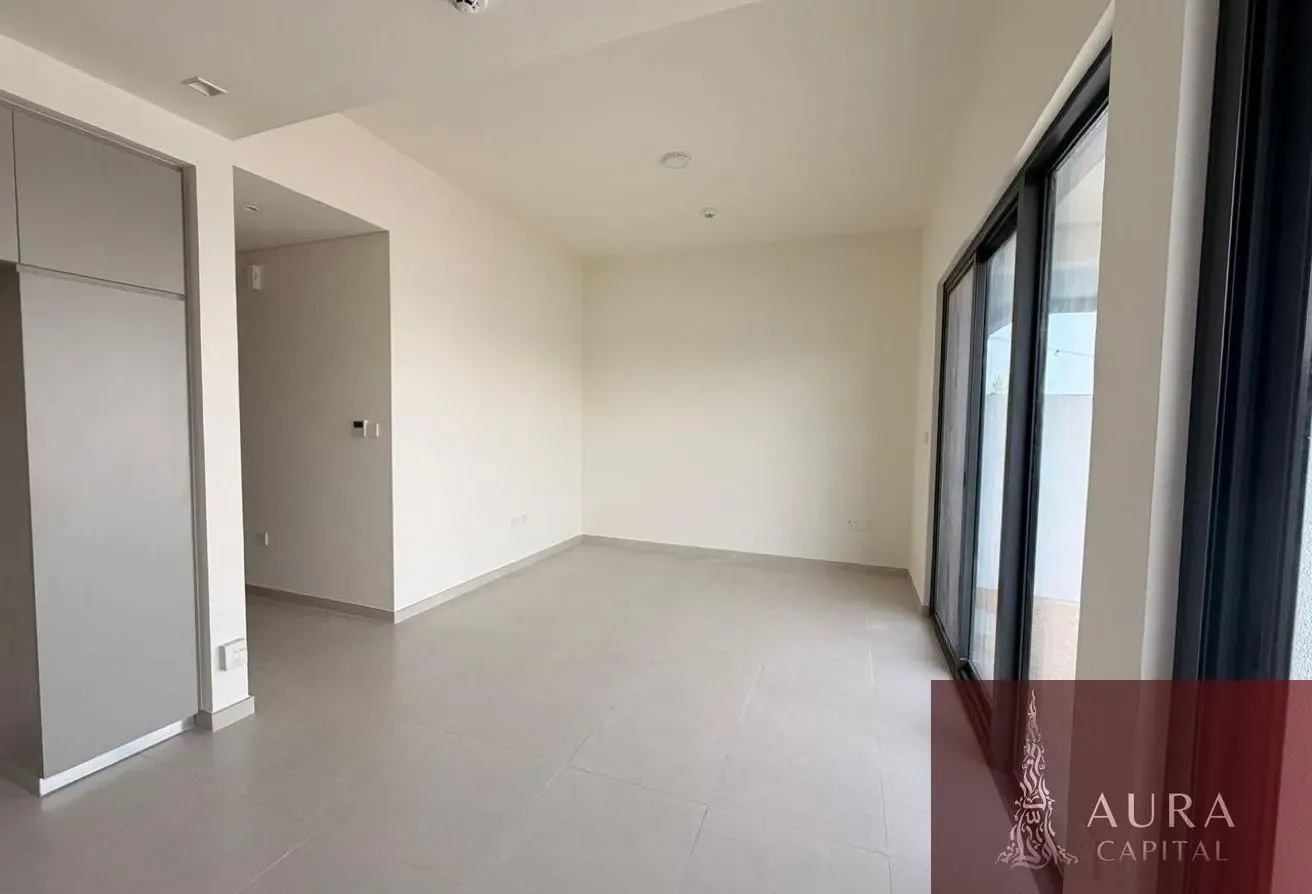 Precious 3Bed & Maid Room Villa  Near To Amenities