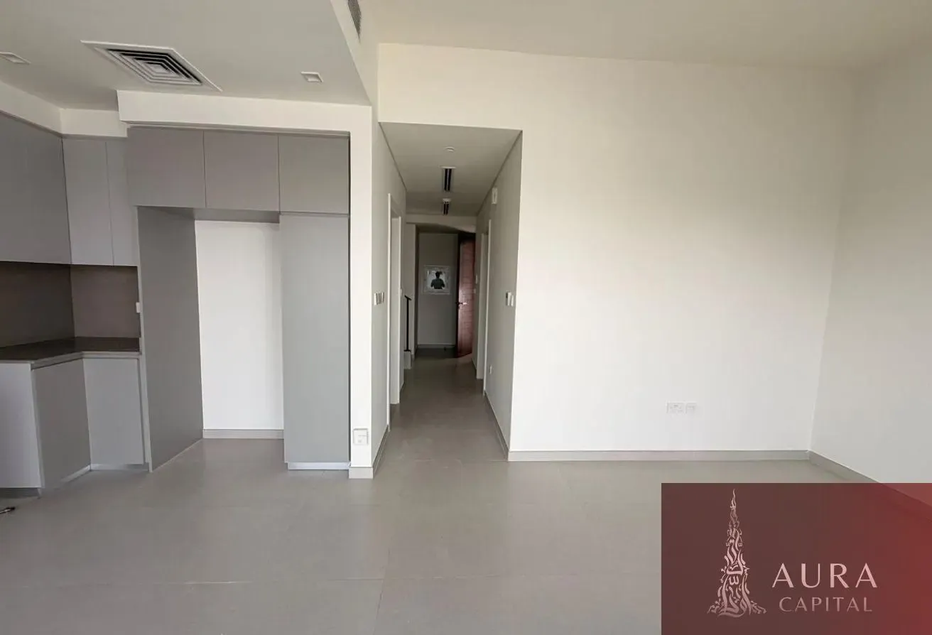 Precious 3Bed & Maid Room Villa  Near To Amenities