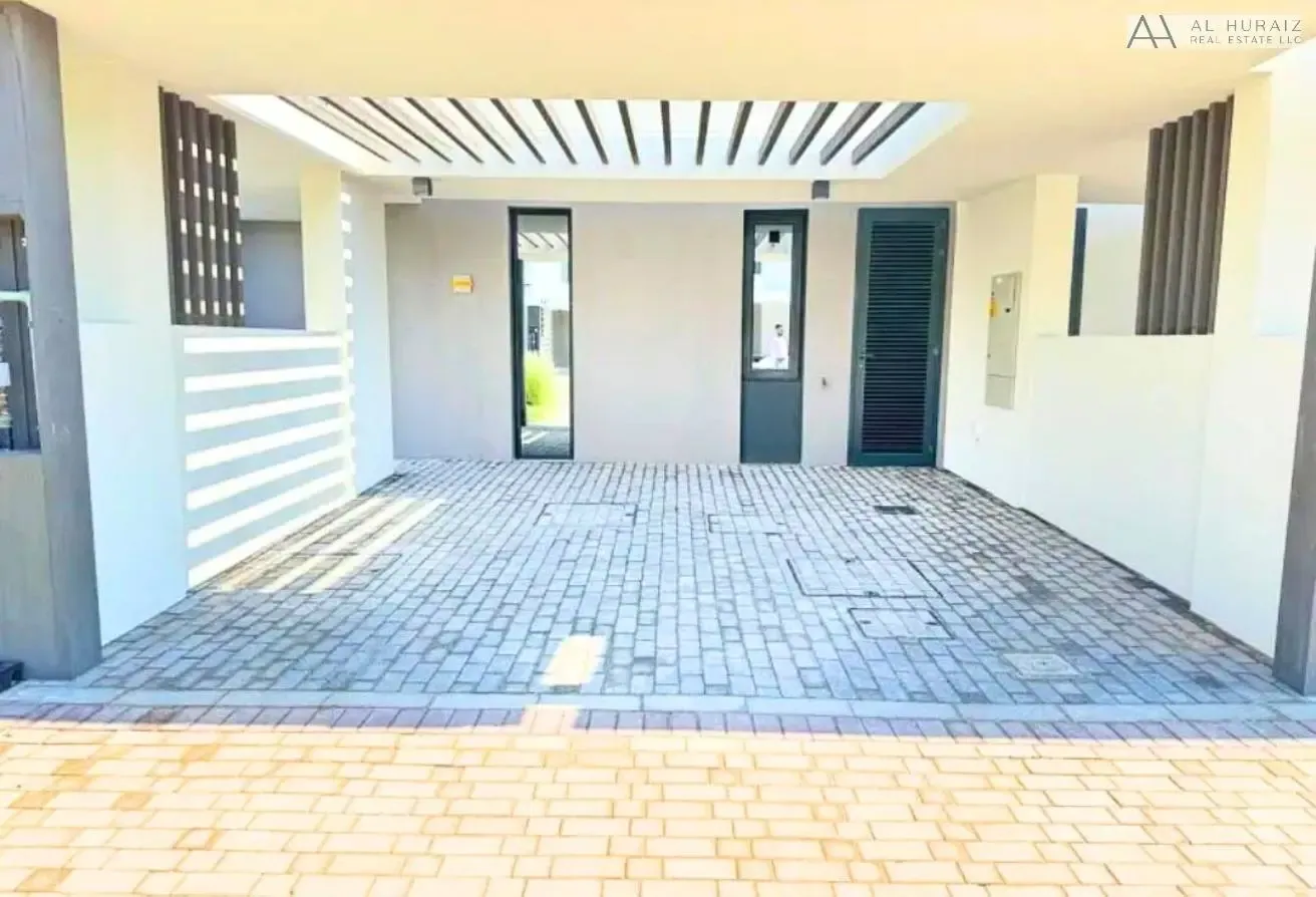 Brand New 4BR Villa | Corner /Largest Plot