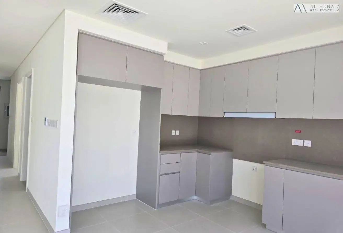 Brand New 4BR Villa | Corner /Largest Plot