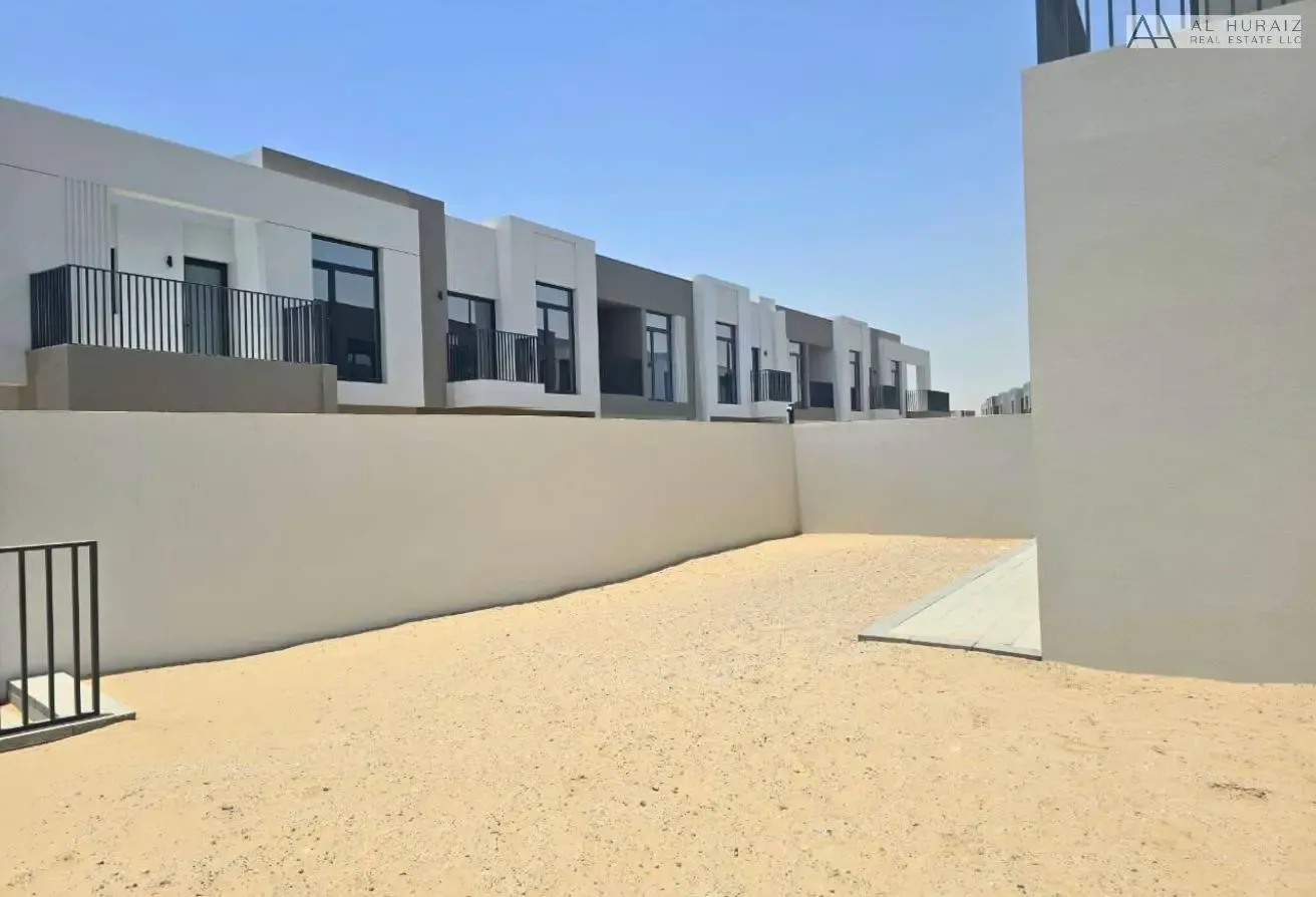 Brand New 4BR Villa | Corner /Largest Plot
