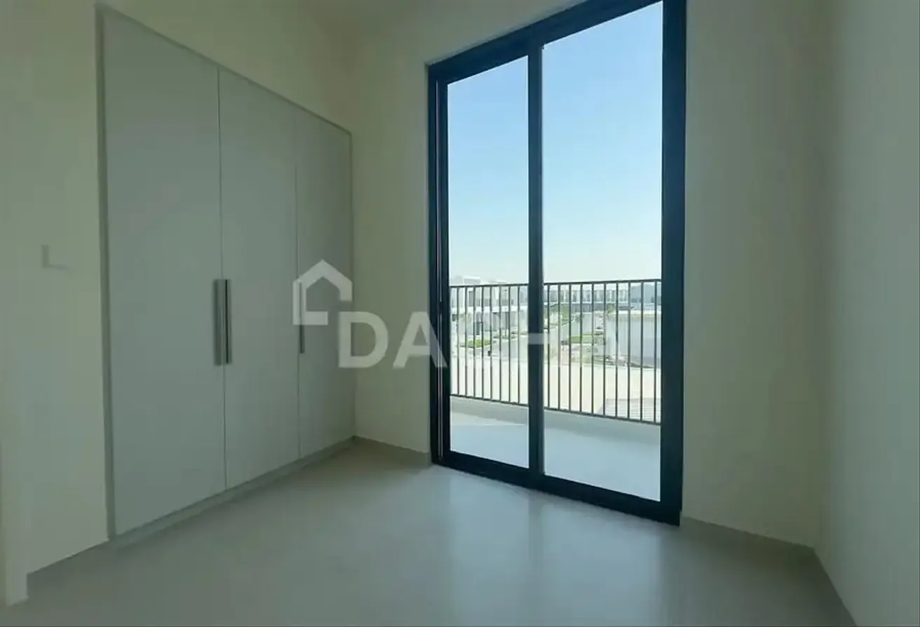 Single Row | Multiple Options | Vacant