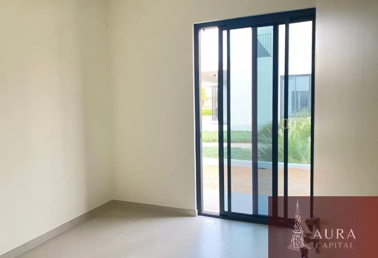 Garden || Modern and Spacious || Family Villa