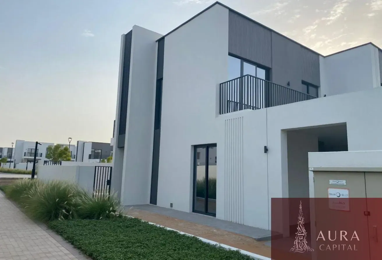 Garden || Modern and Spacious || Family Villa