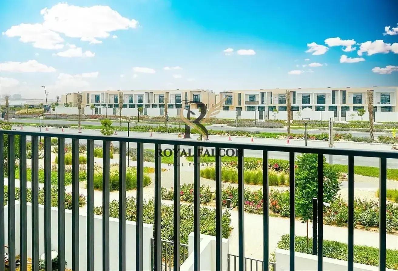 SINGLE RAW | LANDSCAPED | MULTIPLE UNIT