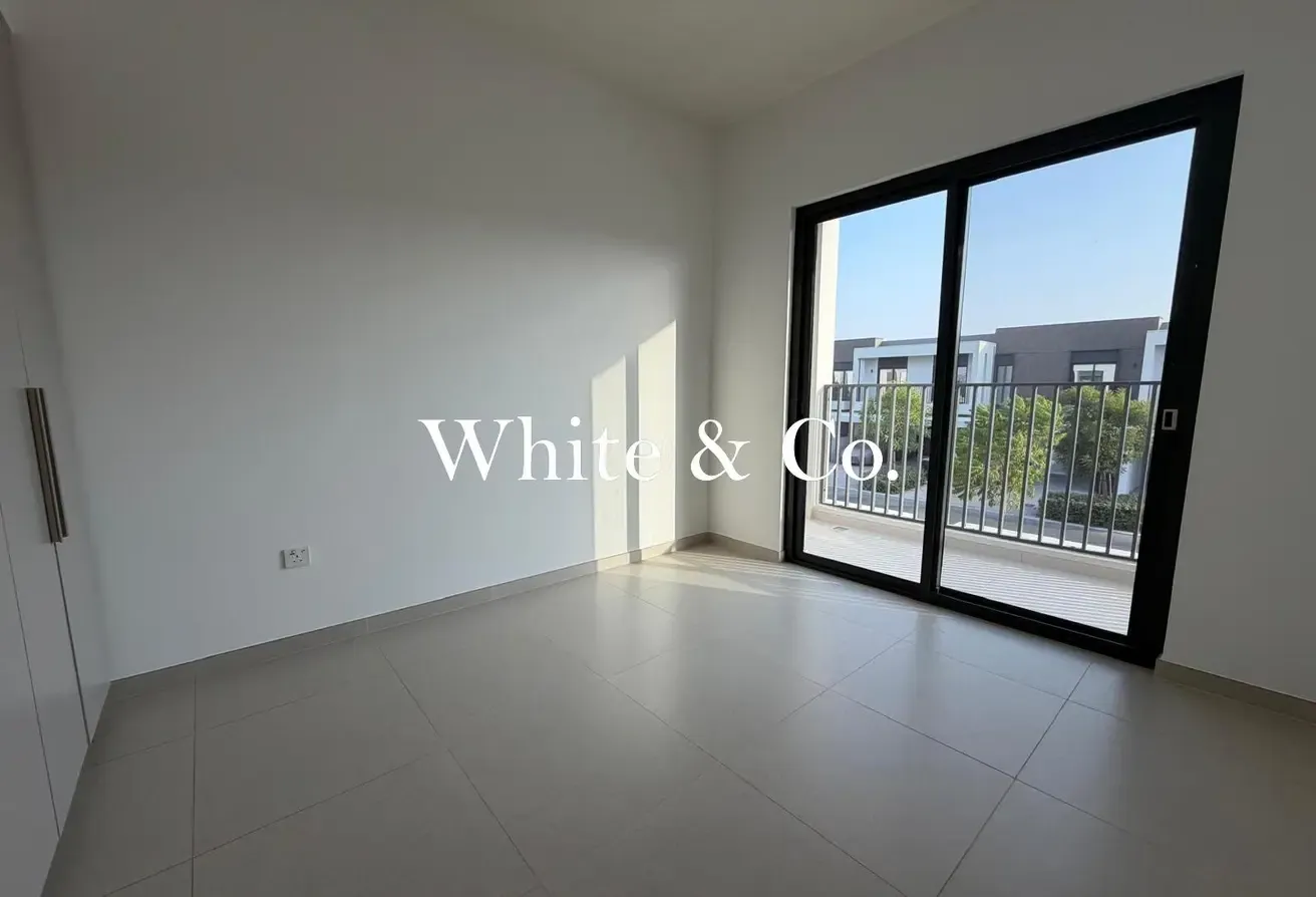 Single Row  |  Type B Layout  | Vastu Unit