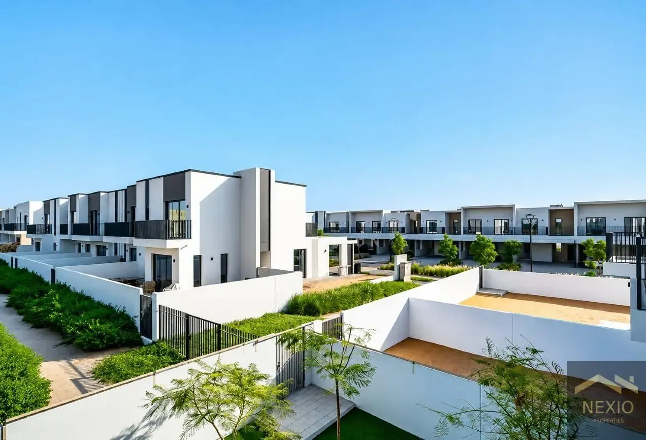 Best Layout |Ready to Move |Prime location