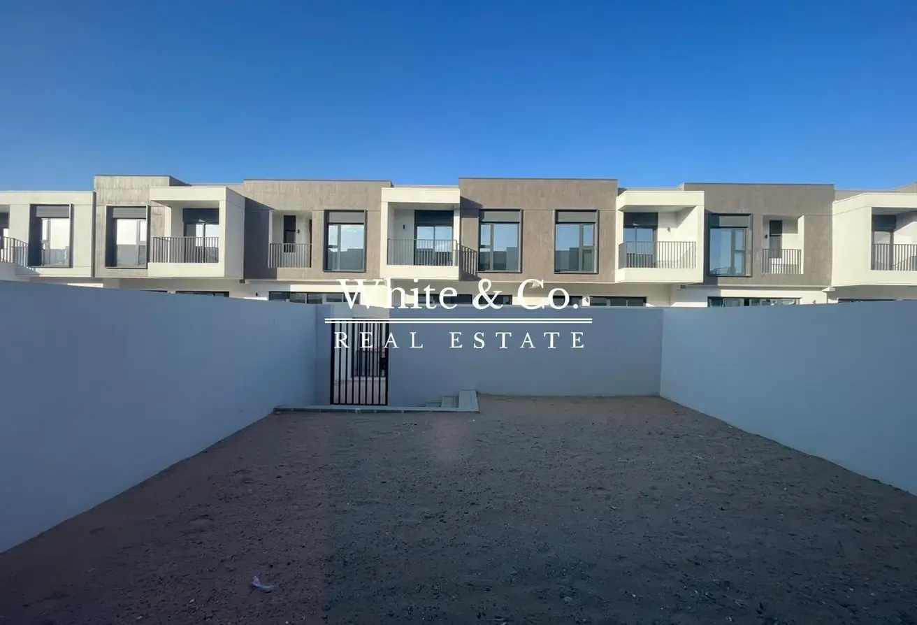 Vacant on Transfer| Type A | Luxury Living