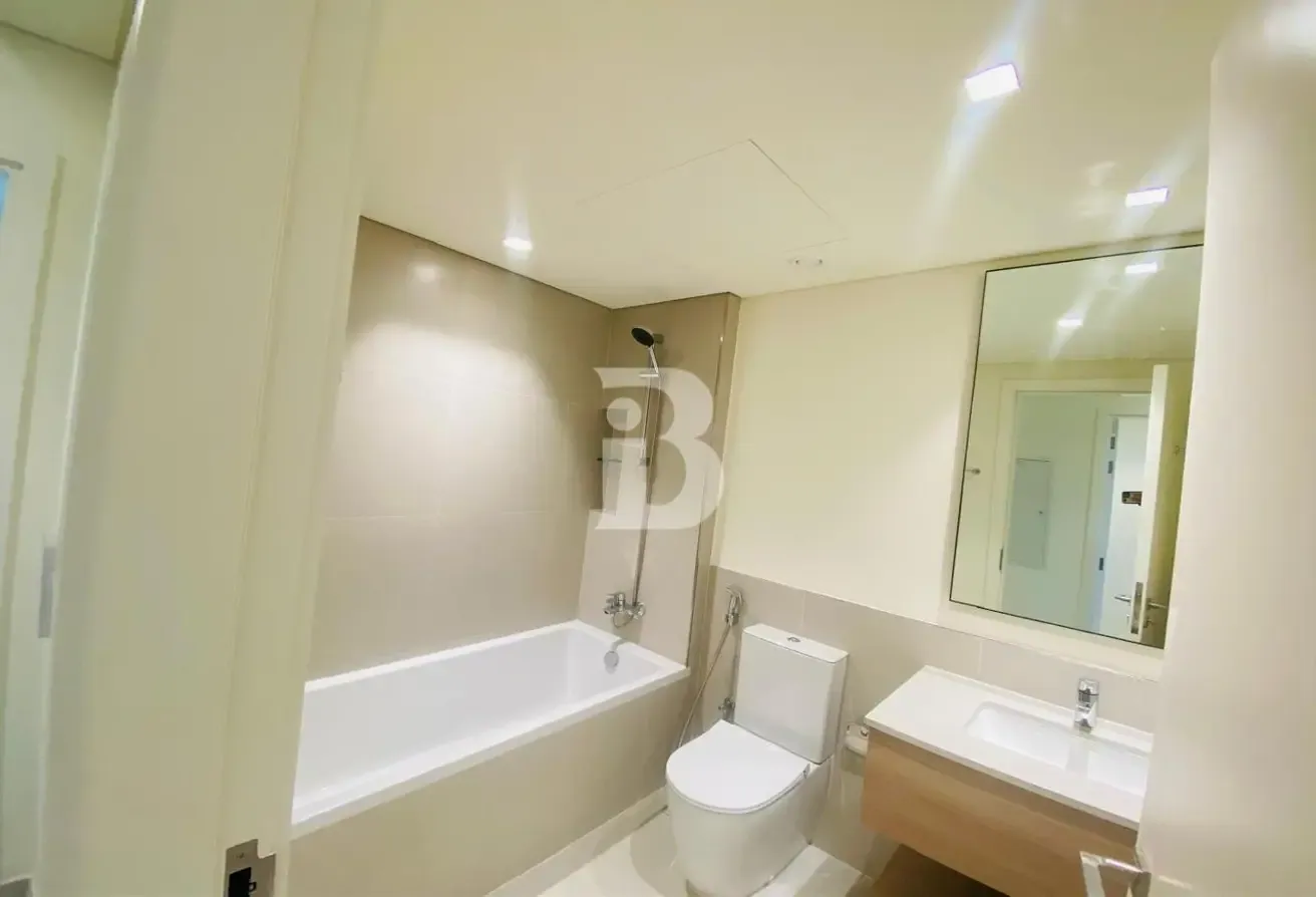 READY TO MOVE | LANDSCAPED | INFRONT OF AMENITIES