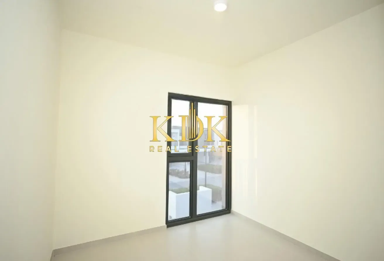 Modern and Spacious | Single Row Villa 4 Bed+Maid