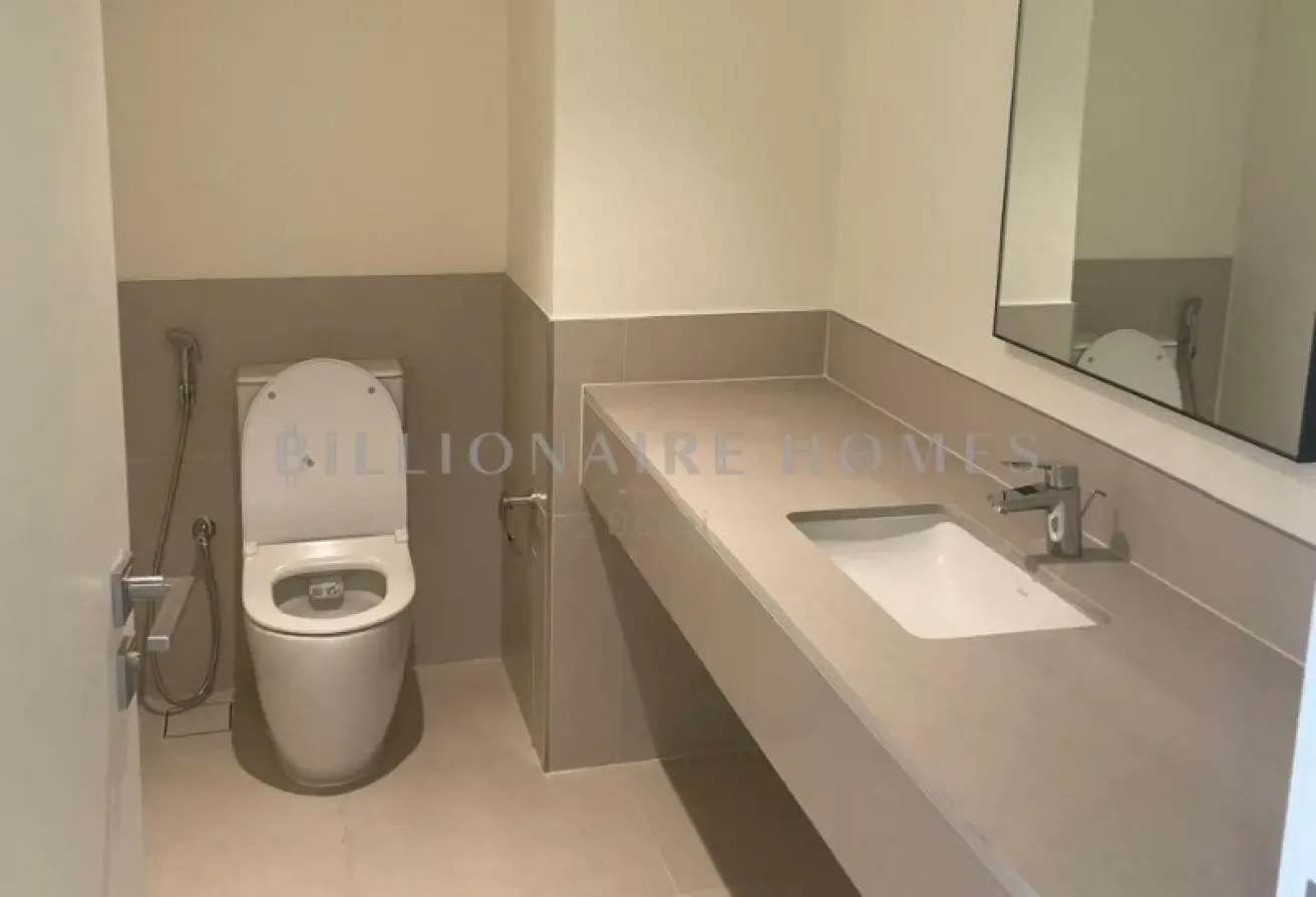 Single Row | Prime Location | Vacant