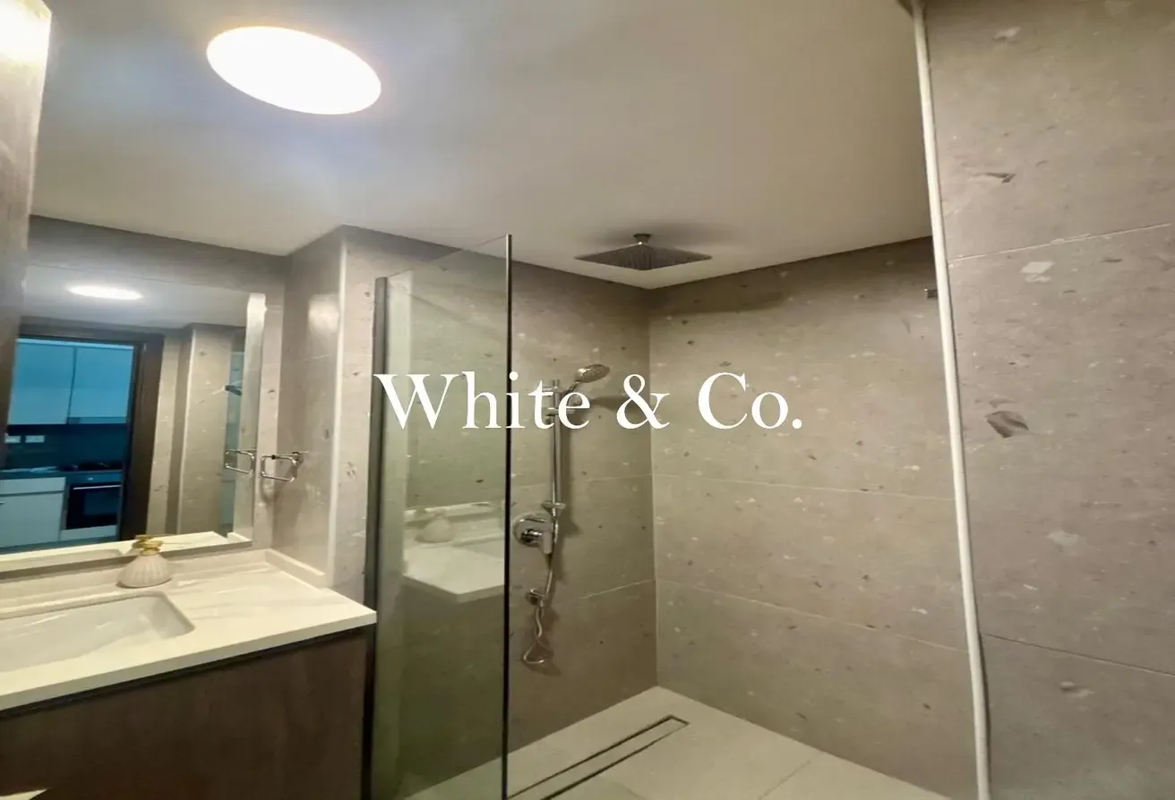 FULLY FURNISHED | BALCONY | NEW BUILDING