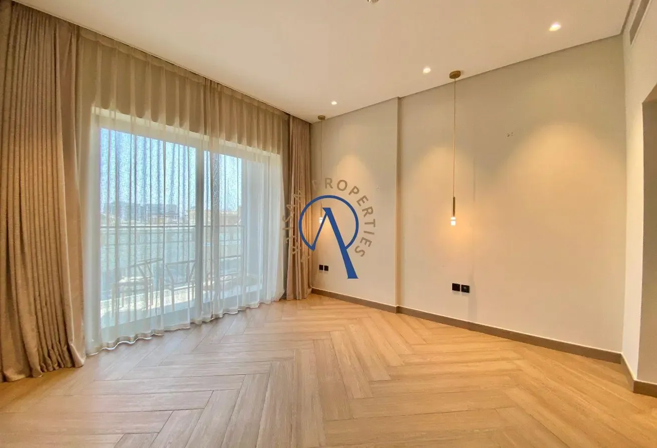 HOME AUTOMATION | SPACIOUS APARTMENT | VACANT