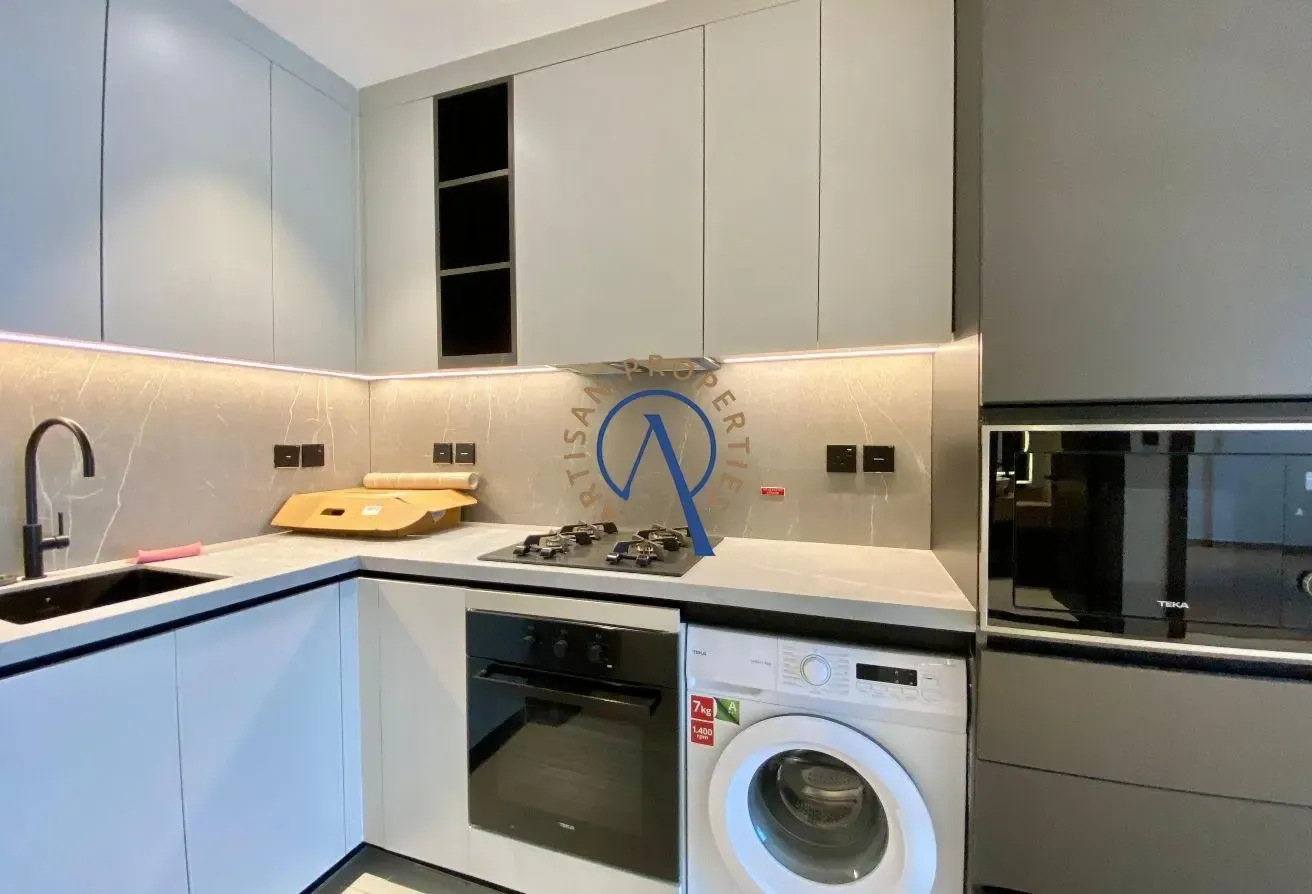 HOME AUTOMATION | SPACIOUS APARTMENT | VACANT