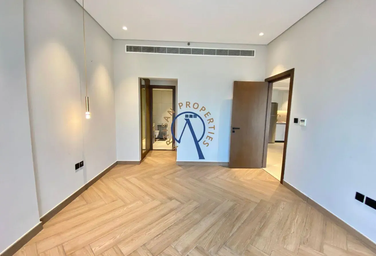 HOME AUTOMATION | SPACIOUS APARTMENT | VACANT