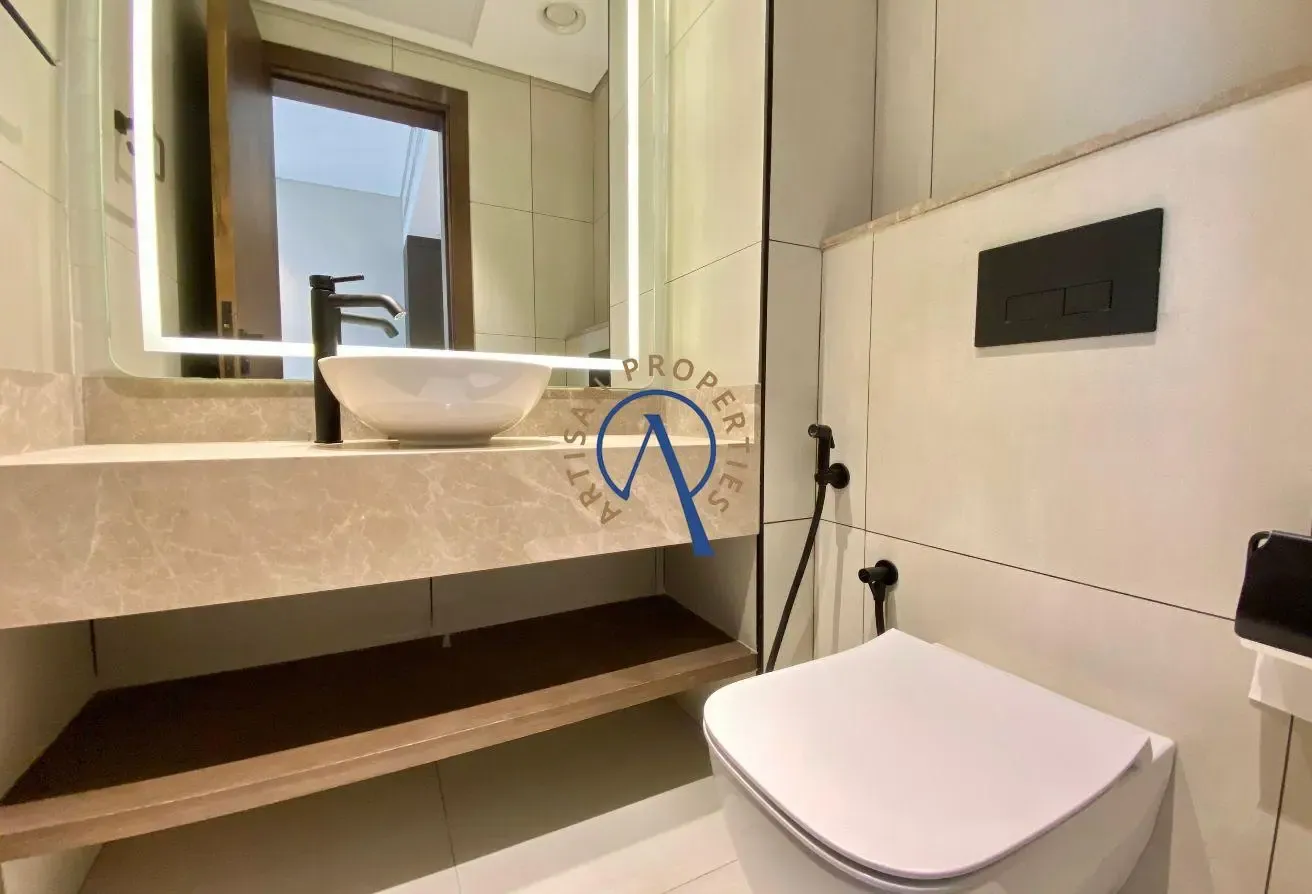 HOME AUTOMATION | SPACIOUS APARTMENT | VACANT