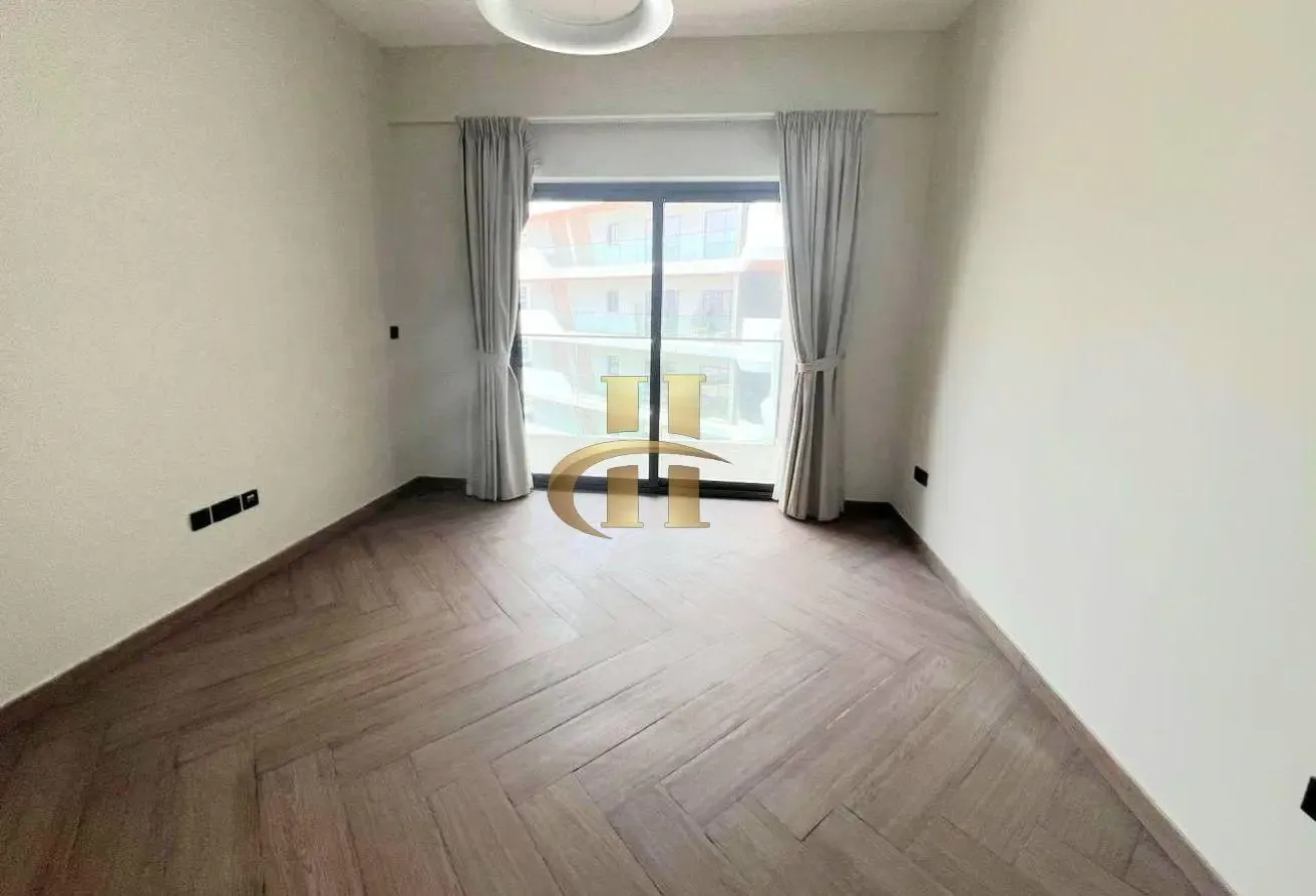 1 BHK in Prime Location | With Dishwasher