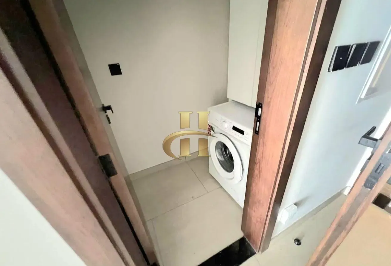 1 BHK in Prime Location | With Dishwasher