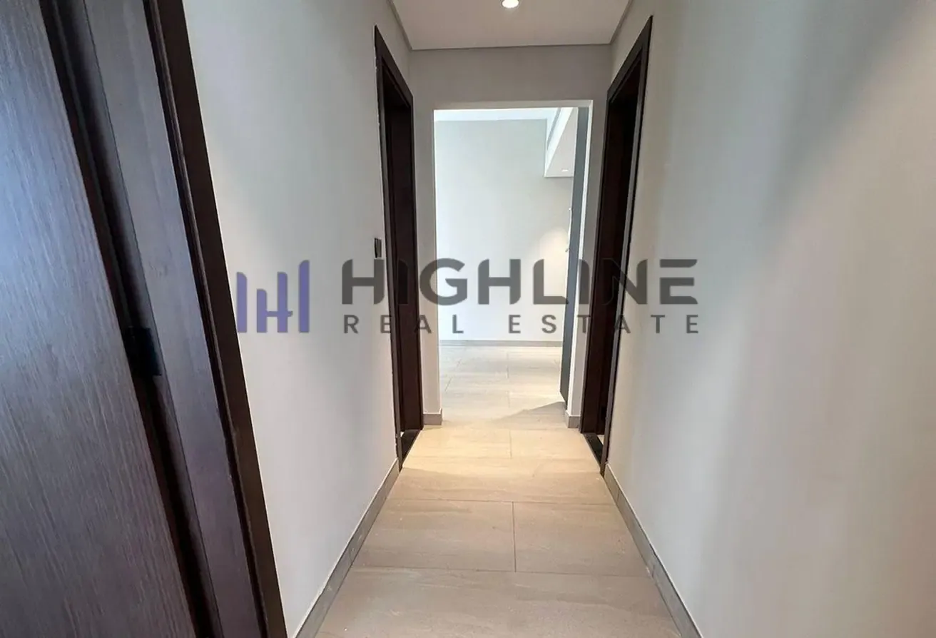 Available on 25th August|Store/Maidsroom| Spacious