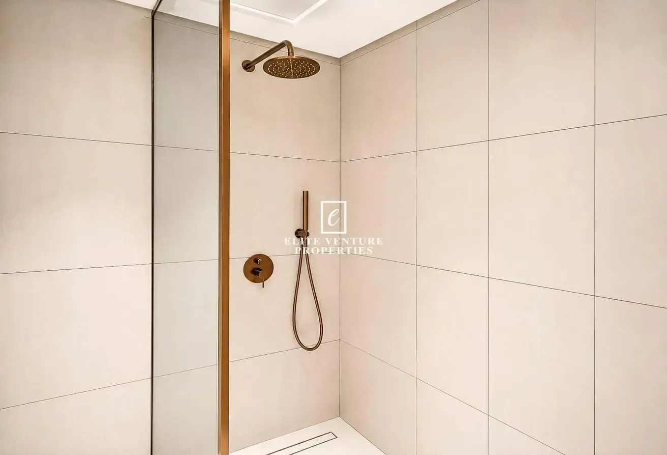 MODERN LIVING | SPACIOUS LAYOUT | PRIME LOCATION