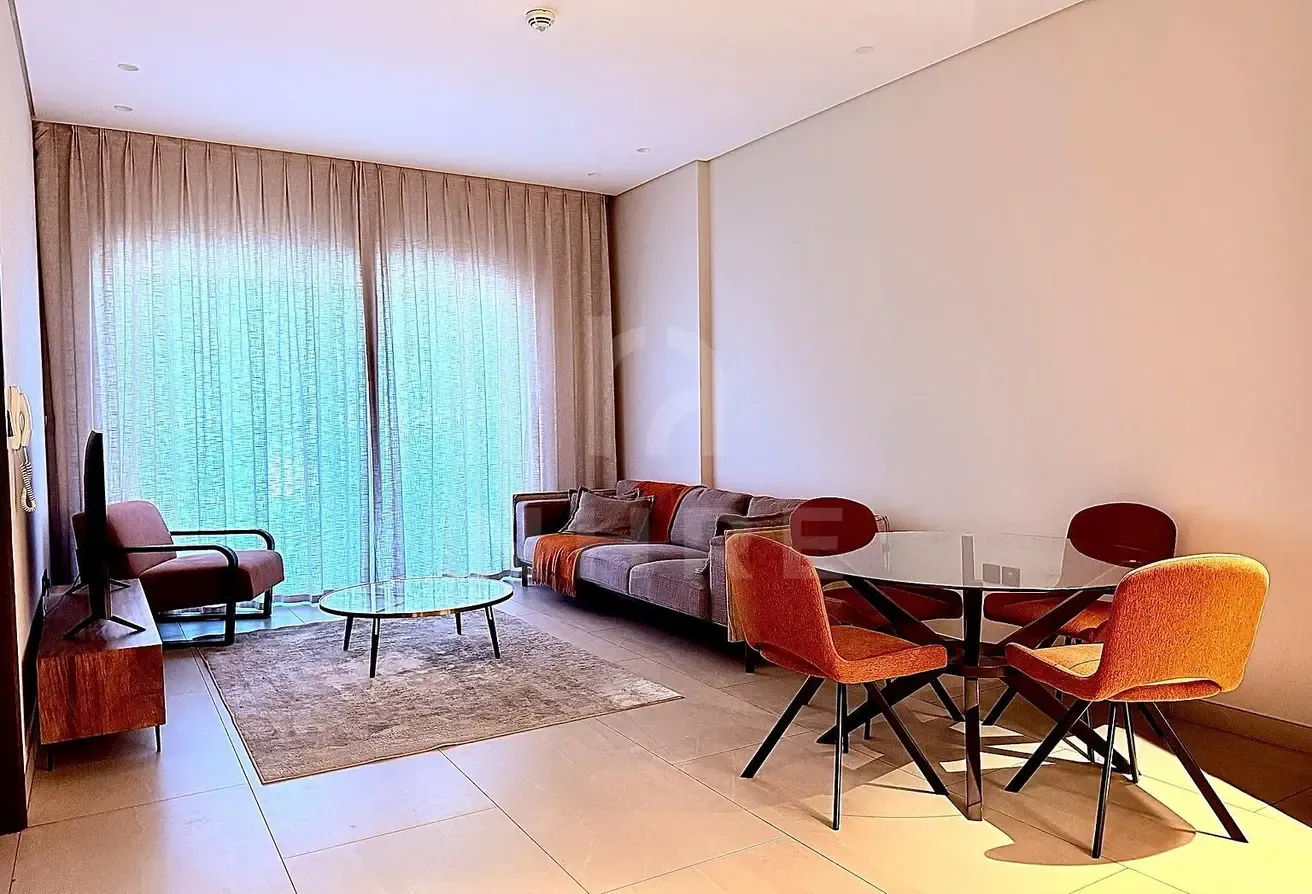 READY TO MOVE IN | FULLY FURNISHED | TOP NOTCH