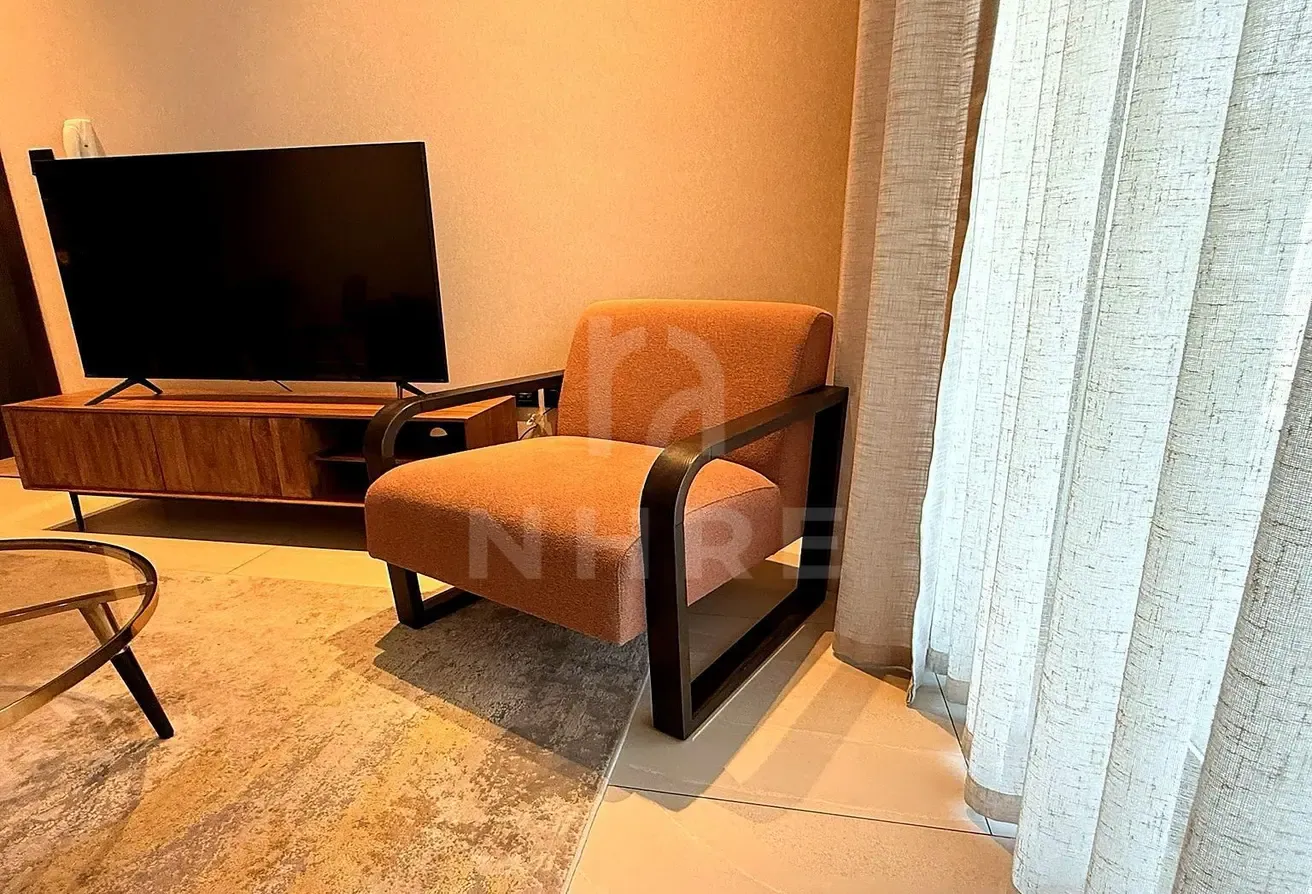 READY TO MOVE IN | FULLY FURNISHED | TOP NOTCH