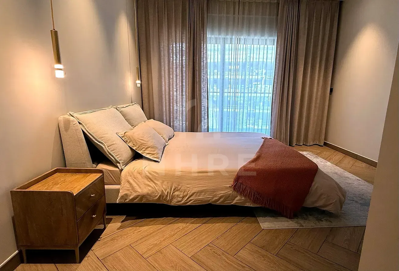 READY TO MOVE IN | FULLY FURNISHED | TOP NOTCH
