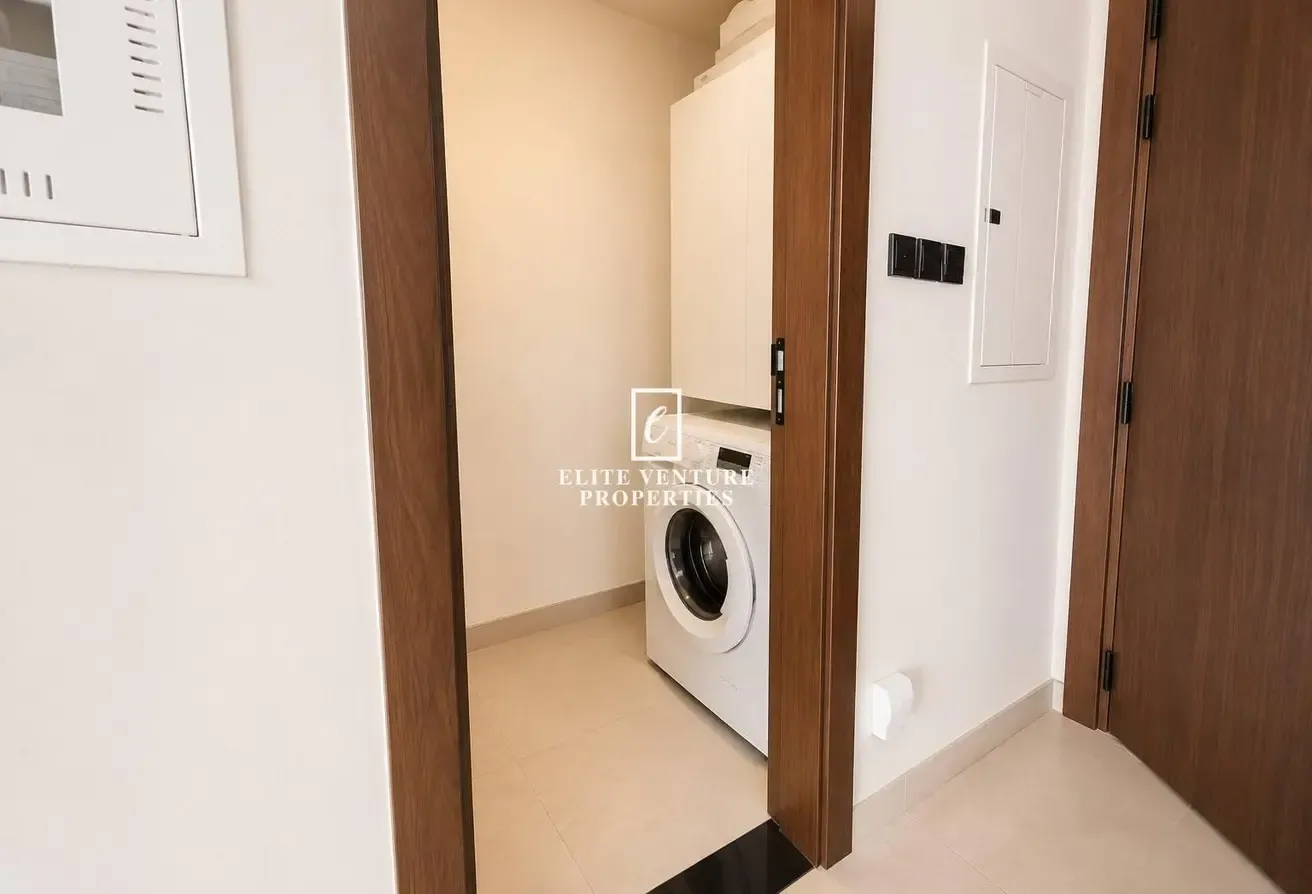 Spacious 1bhk | Modern | Prime Location