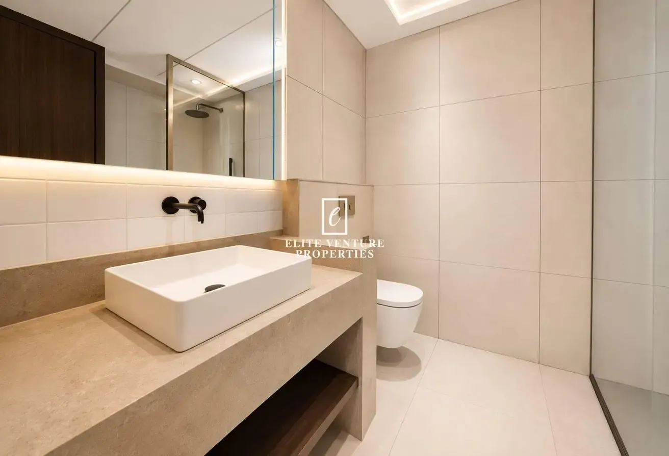 Spacious 1bhk | Modern | Prime Location
