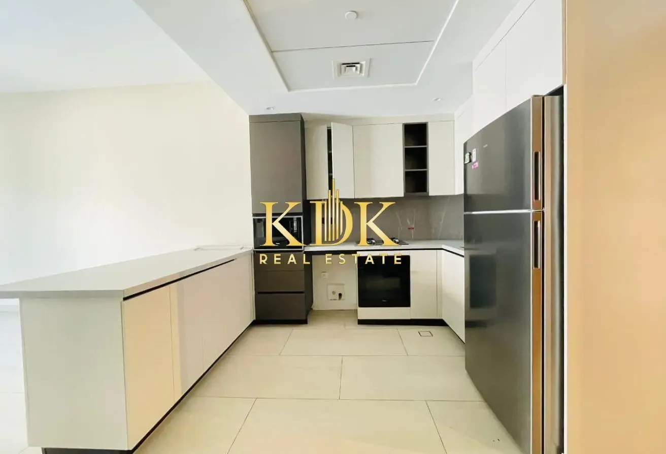 Spacious 1 BR with Pool View | Luxury Living