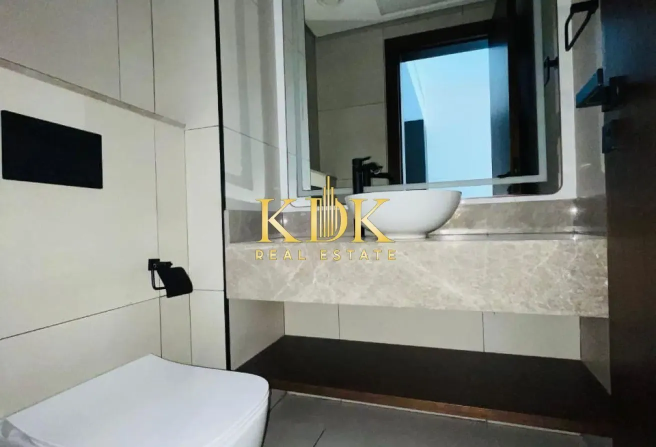 Spacious 1 BR with Pool View | Luxury Living