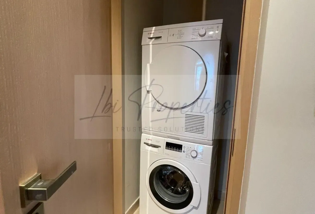 Near to Dubai Mall | Fully Furnished | Great View